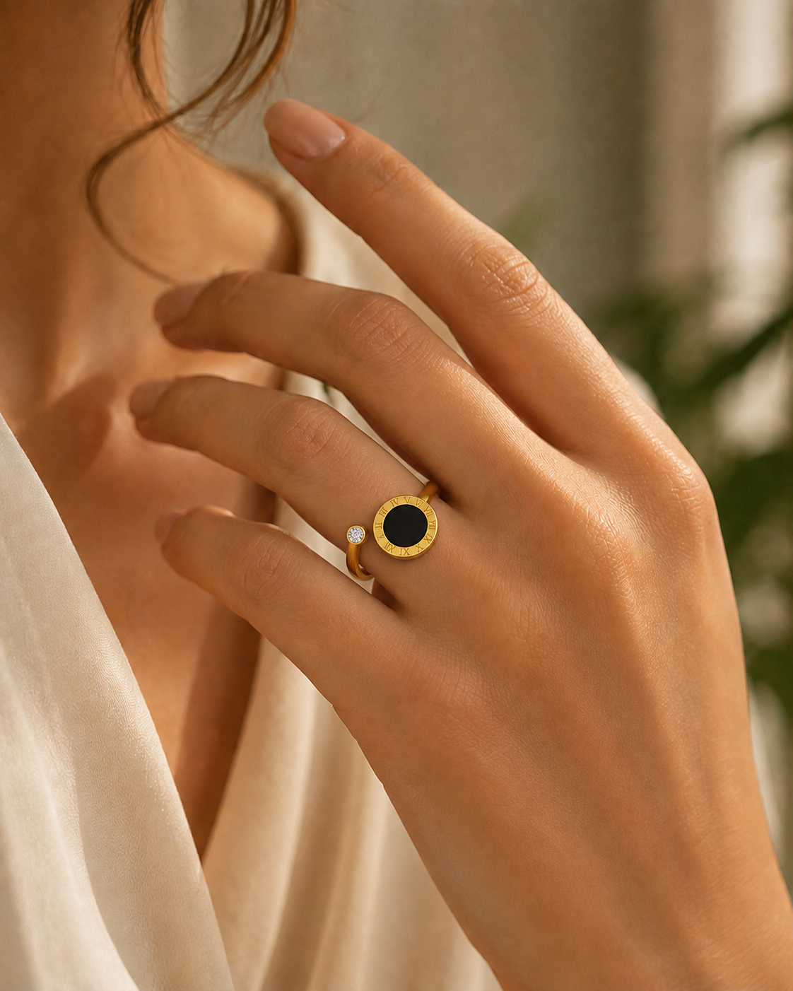 Adjustable Gold-Plated Cubic Zirconia Round Ring